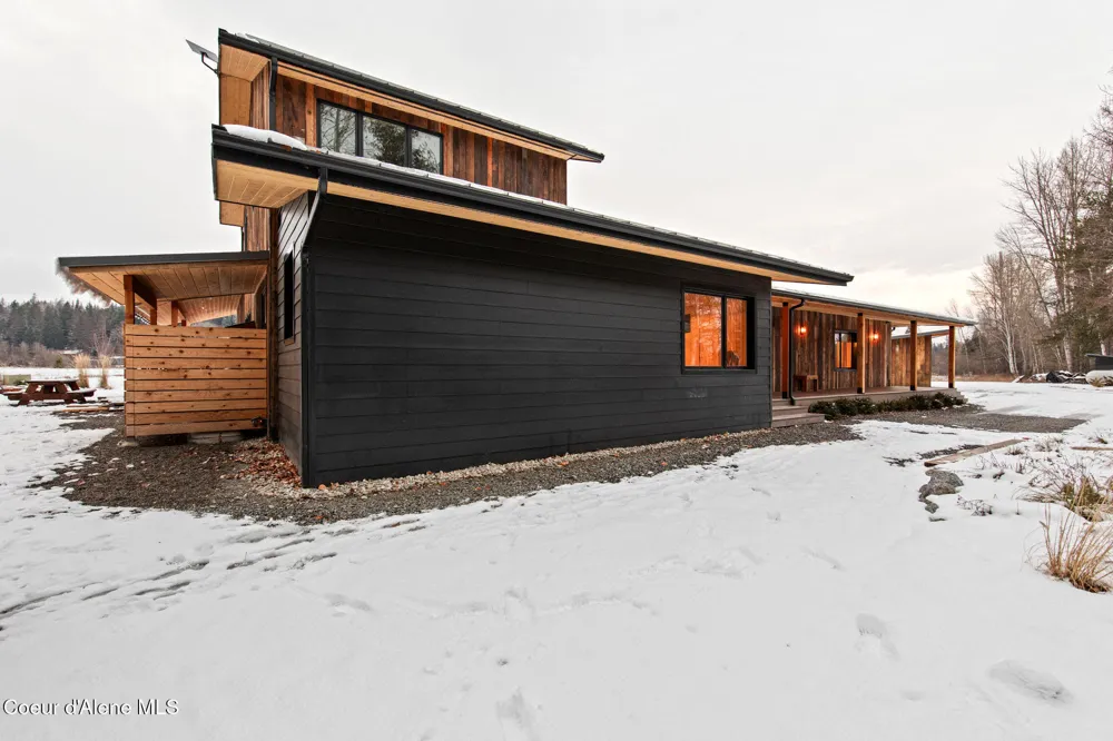 202 Siskin Lane Sandpoint, ID 83864