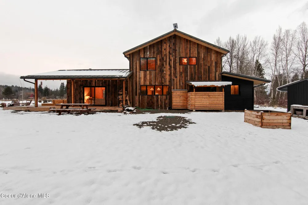 202 Siskin Lane Sandpoint, ID 83864