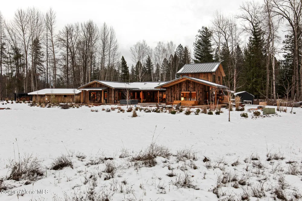 202 Siskin Lane Sandpoint, ID 83864