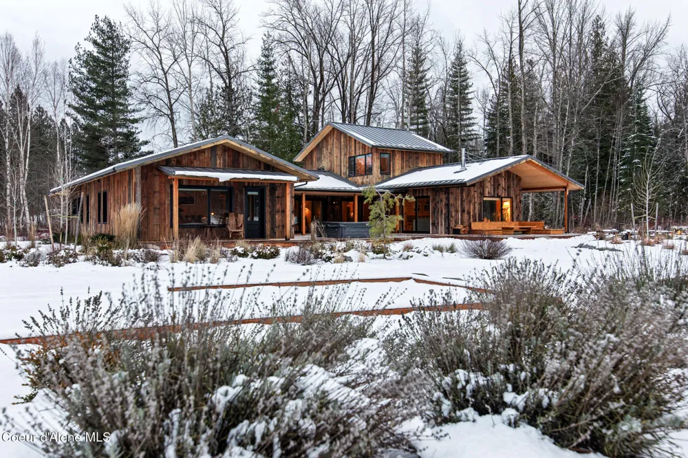 202 Siskin Lane Sandpoint, ID 83864