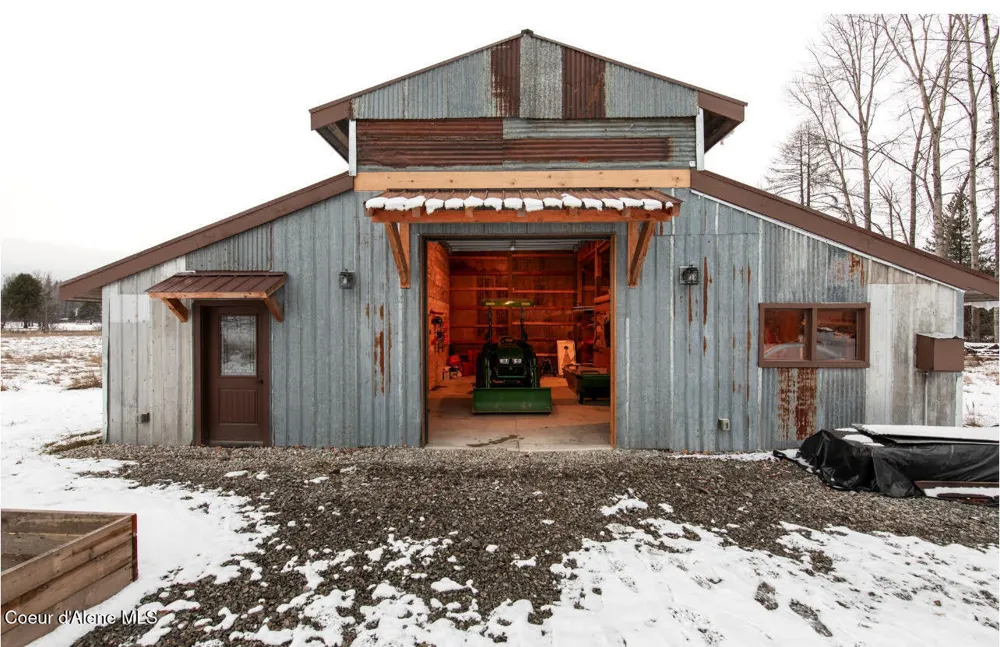 202 Siskin Lane Sandpoint, ID 83864