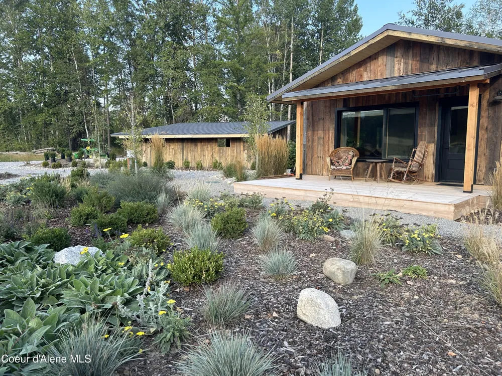 202 Siskin Lane Sandpoint, ID 83864