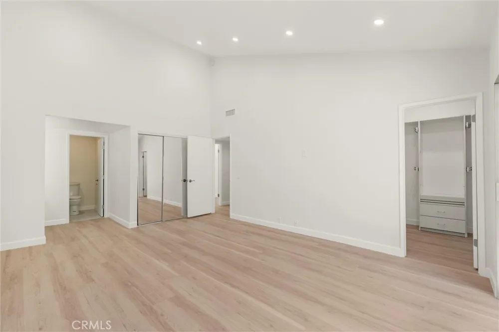 17109 Palisades Pacific Palisades, CA 90272