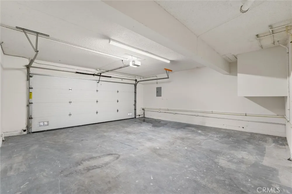 17109 Palisades Pacific Palisades, CA 90272