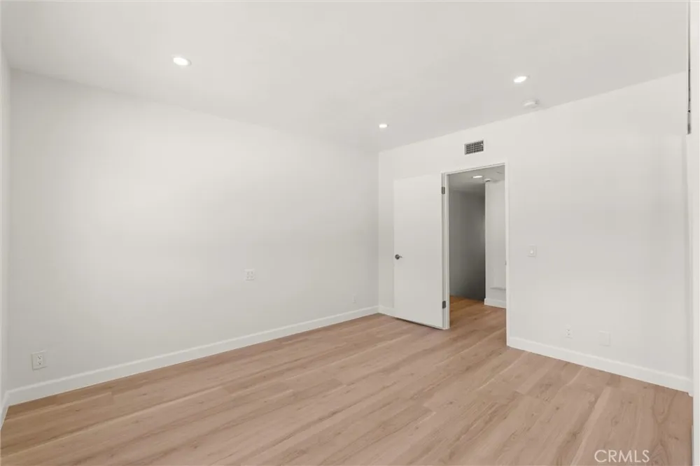 17109 Palisades Pacific Palisades, CA 90272