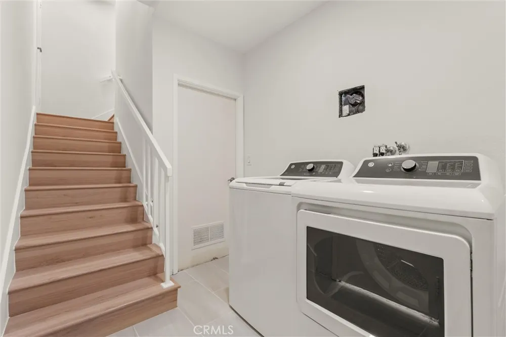 17109 Palisades Pacific Palisades, CA 90272