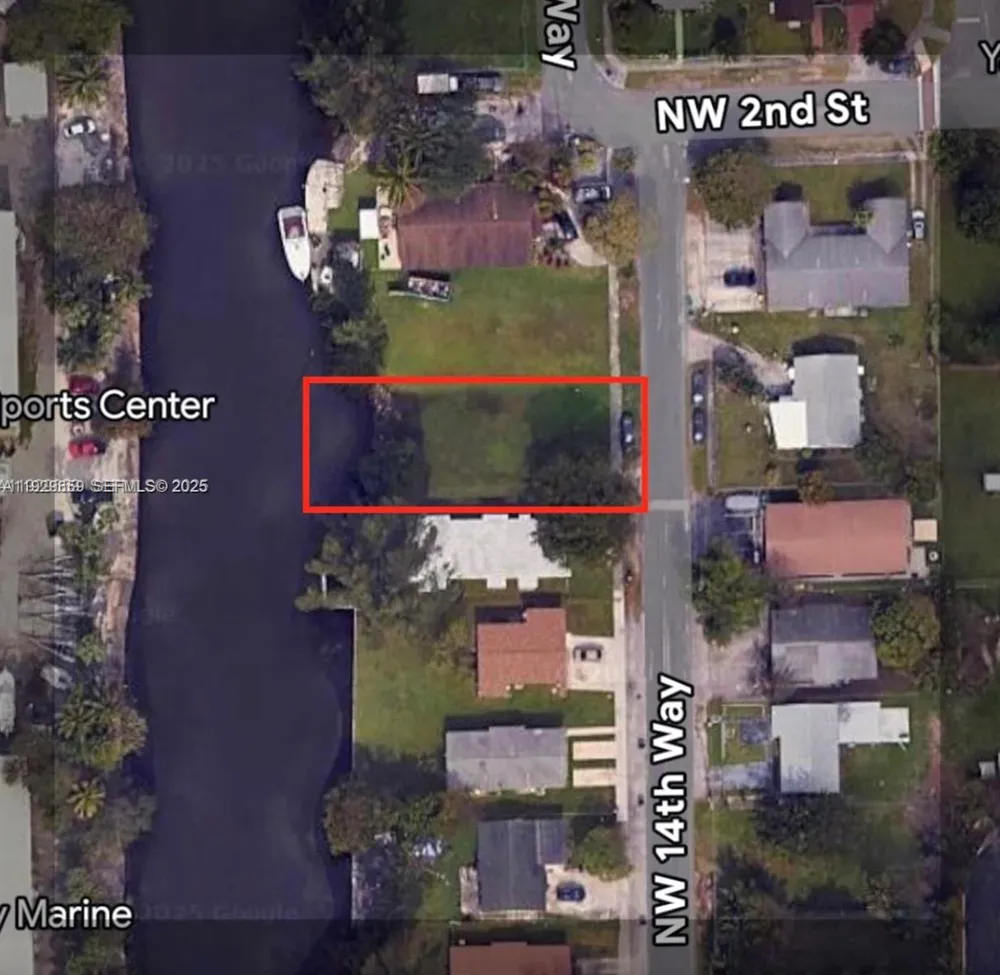 157 NW 14th Way Dania Beach, FL 33004