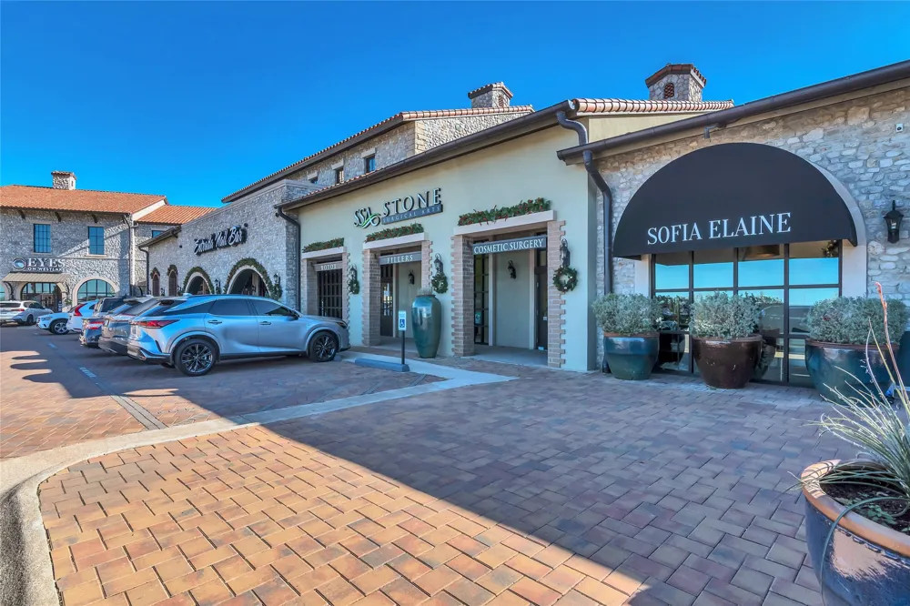 28 Castellon Drive Westlake, TX 76262