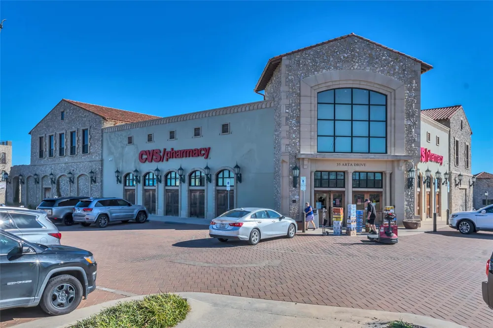 28 Castellon Drive Westlake, TX 76262