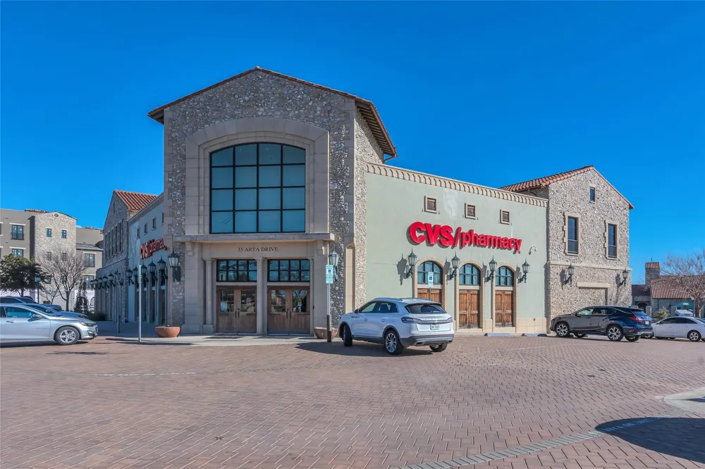 28 Castellon Drive Westlake, TX 76262