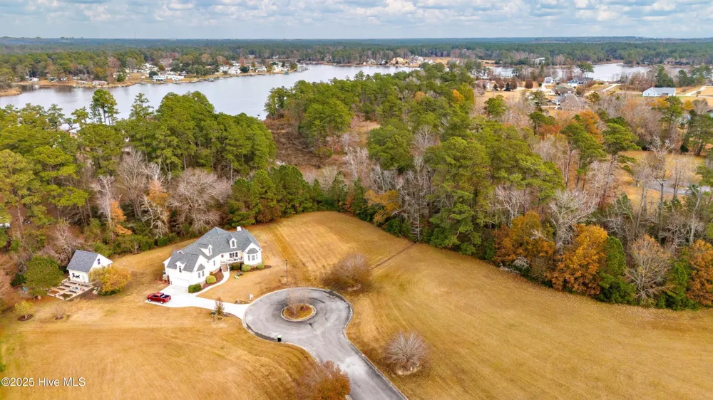 118 Elbert Lee Road Arapahoe, NC 28510