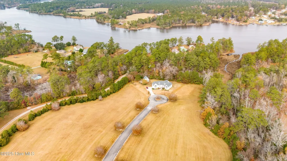 118 Elbert Lee Road Arapahoe, NC 28510
