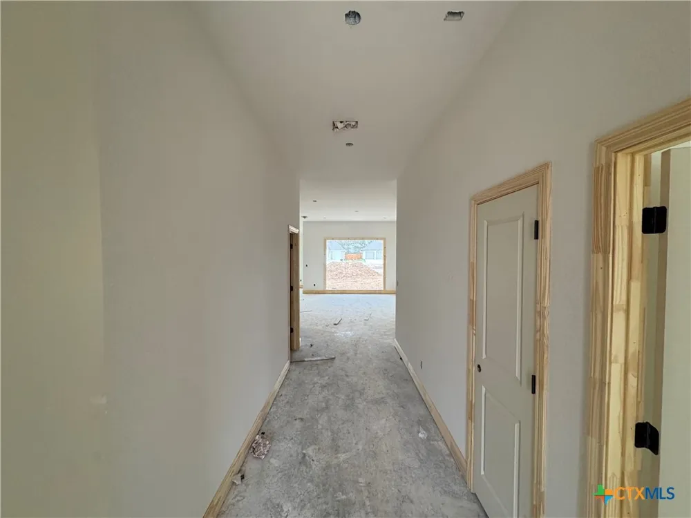 1301 Rylee Lane Salado, TX 76571