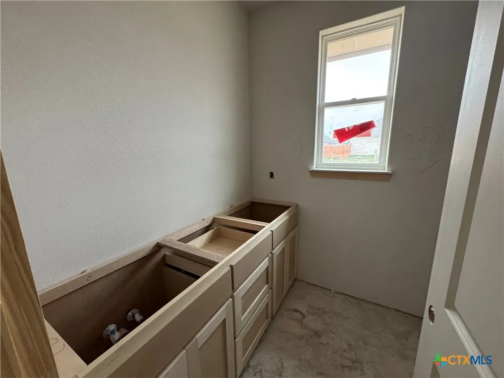1301 Rylee Lane Salado, TX 76571