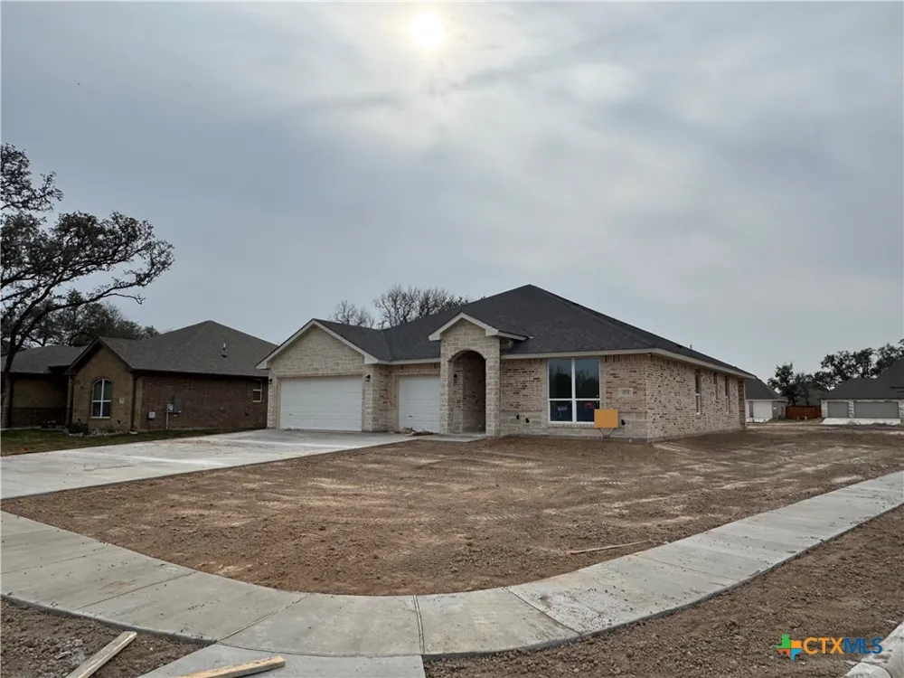 1301 Rylee Lane Salado, TX 76571