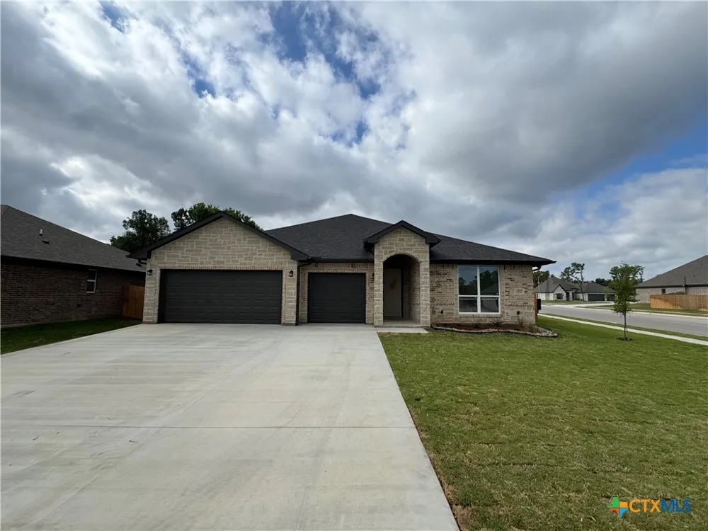1301 Rylee Lane Salado, TX 76571