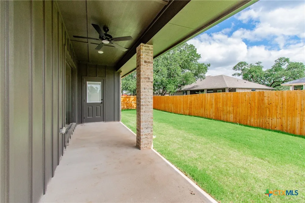 1301 Rylee Lane Salado, TX 76571