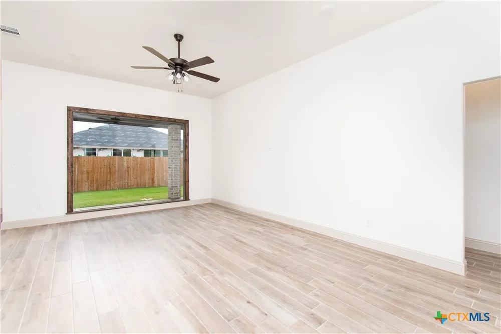 1301 Rylee Lane Salado, TX 76571