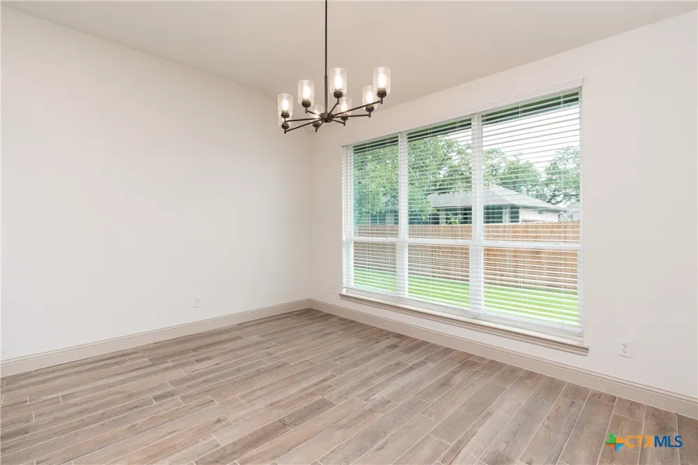 1301 Rylee Lane Salado, TX 76571