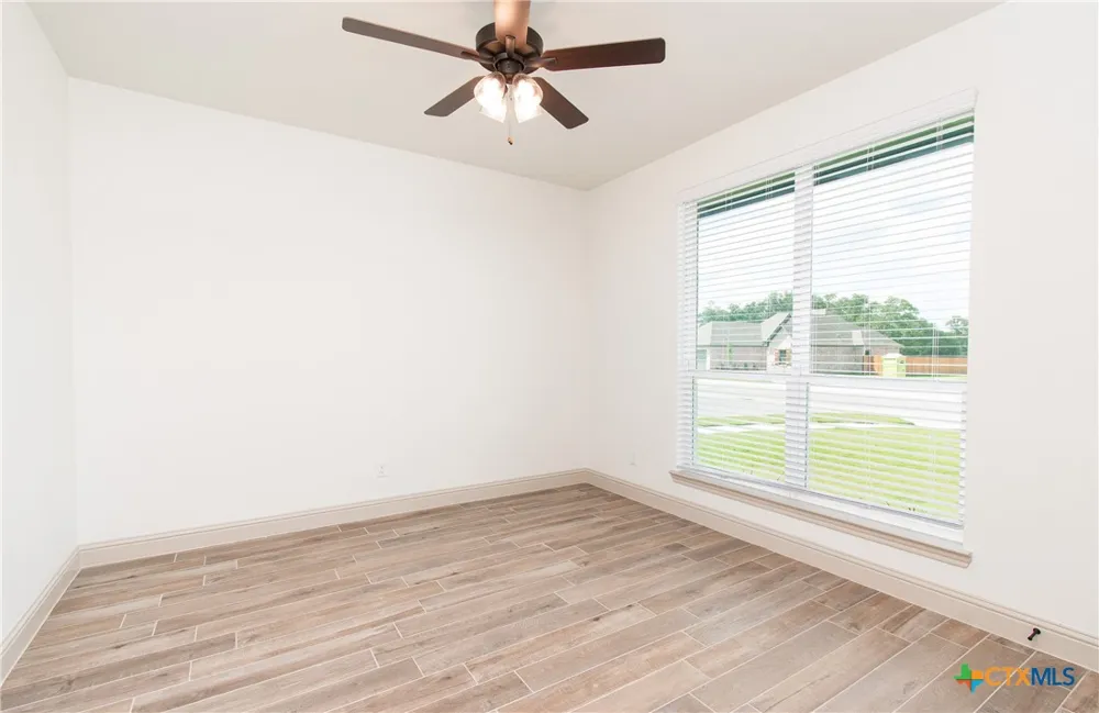 1301 Rylee Lane Salado, TX 76571
