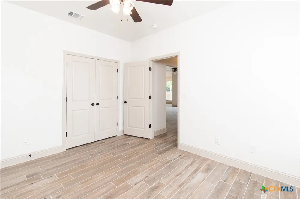 1301 Rylee Lane Salado, TX 76571