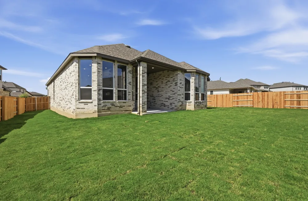 809 Jackson River Loop Kyle, TX 78640