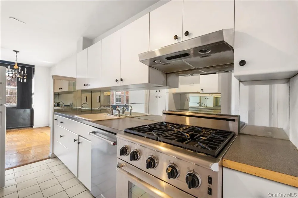 1299 Palmer Avenue #225 Larchmont, NY 10538