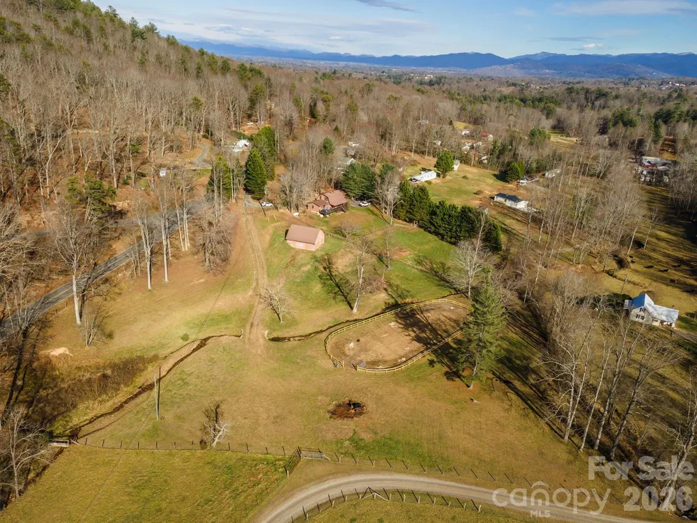 366 Dix Creek #2 Road Leicester, NC 28748