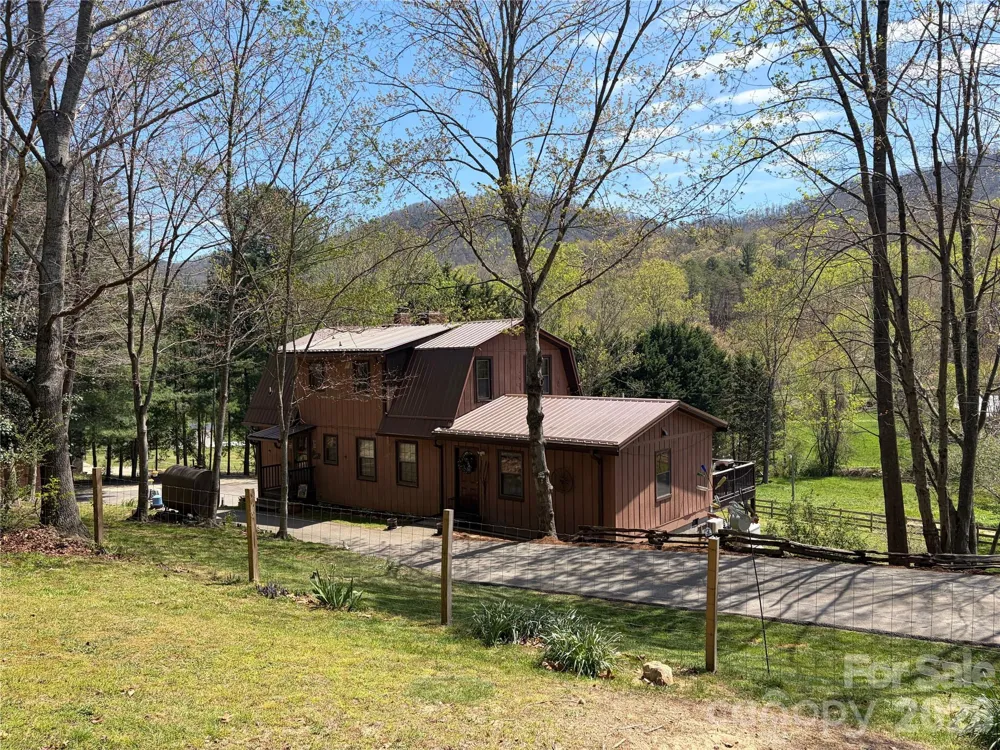 366 Dix Creek #2 Road Leicester, NC 28748