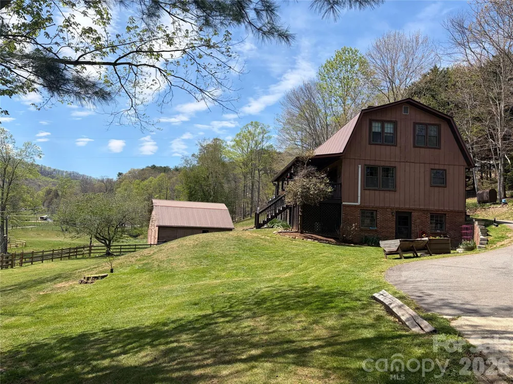 366 Dix Creek #2 Road Leicester, NC 28748