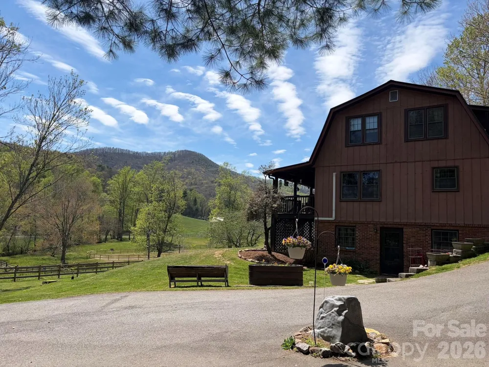 366 Dix Creek #2 Road Leicester, NC 28748