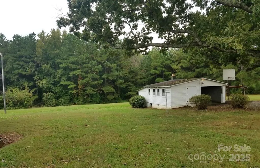 496 Brawley School Road Mooresville, NC 28117