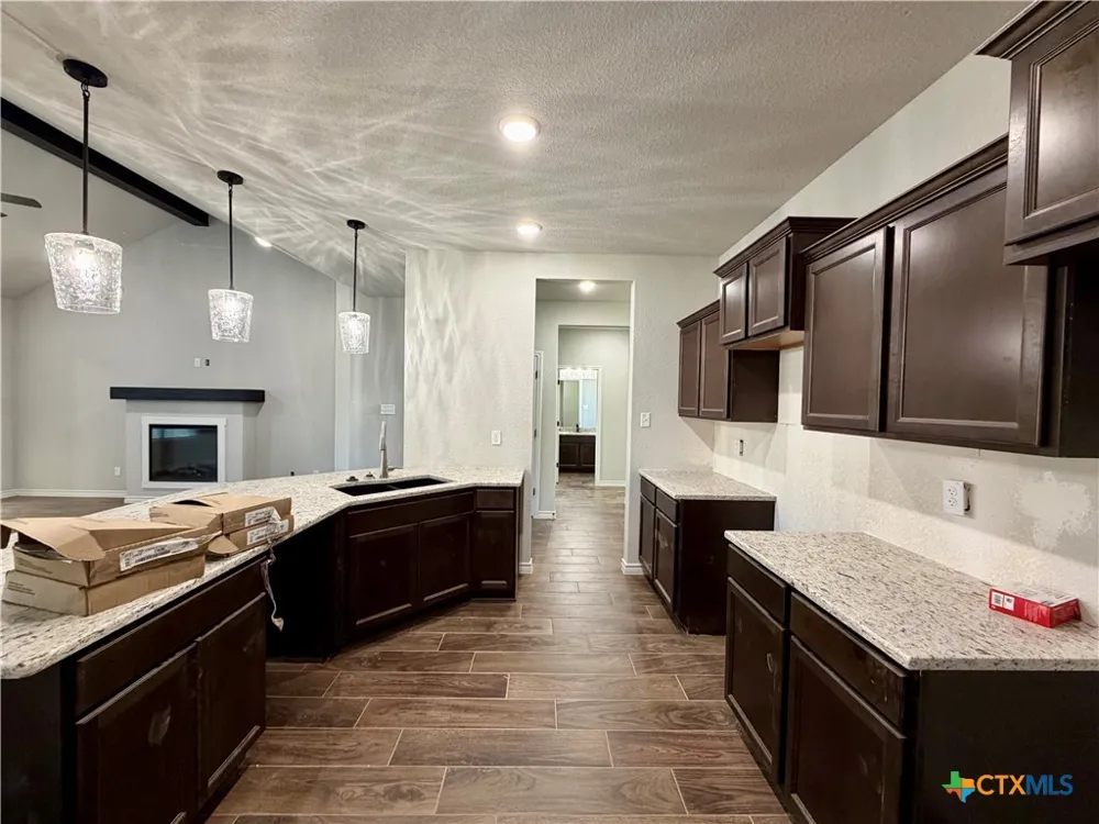 2559 Cedar Glen Drive Belton, TX 76513