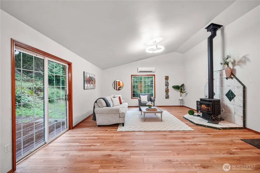 8045 Prather Road SW Centralia, WA 98531
