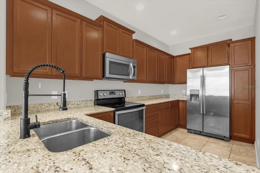 11932 LORENZA LANE Orlando, FL 32827