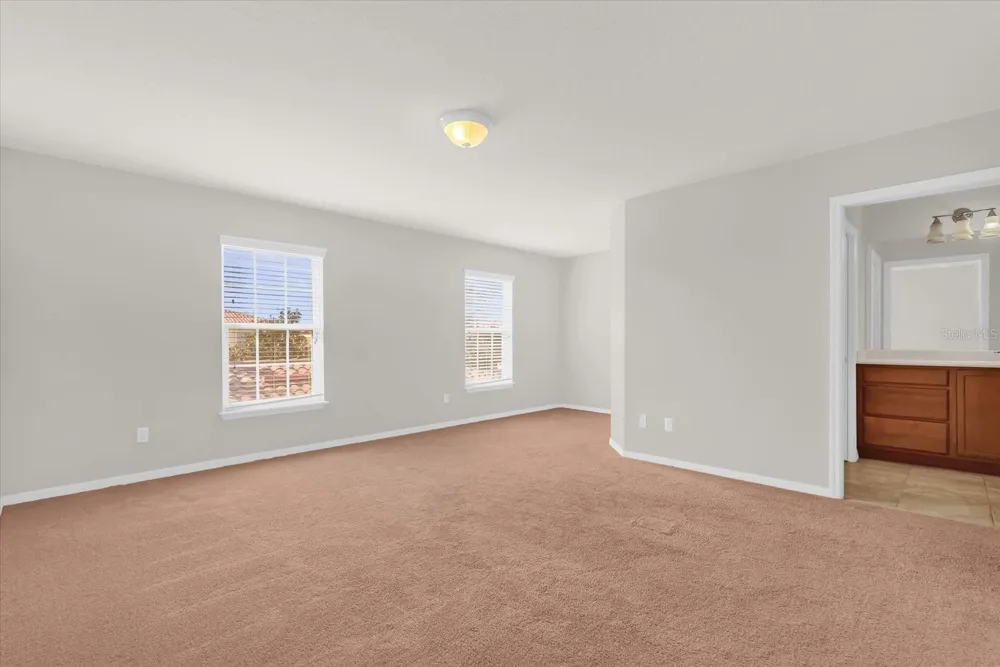 11932 LORENZA LANE Orlando, FL 32827