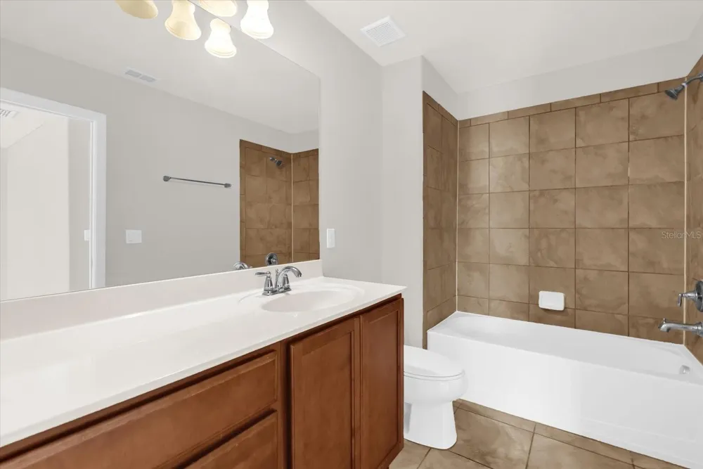 11932 LORENZA LANE Orlando, FL 32827
