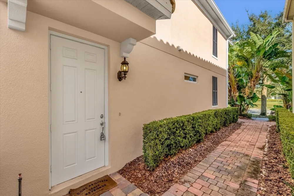 11932 LORENZA LANE Orlando, FL 32827