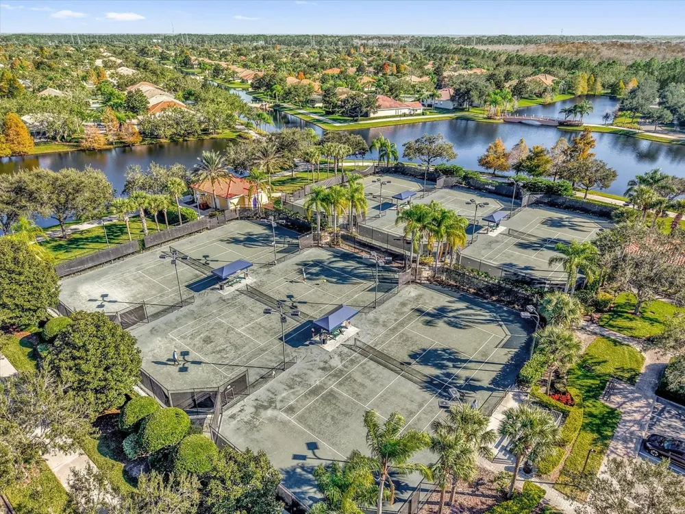 11932 LORENZA LANE Orlando, FL 32827