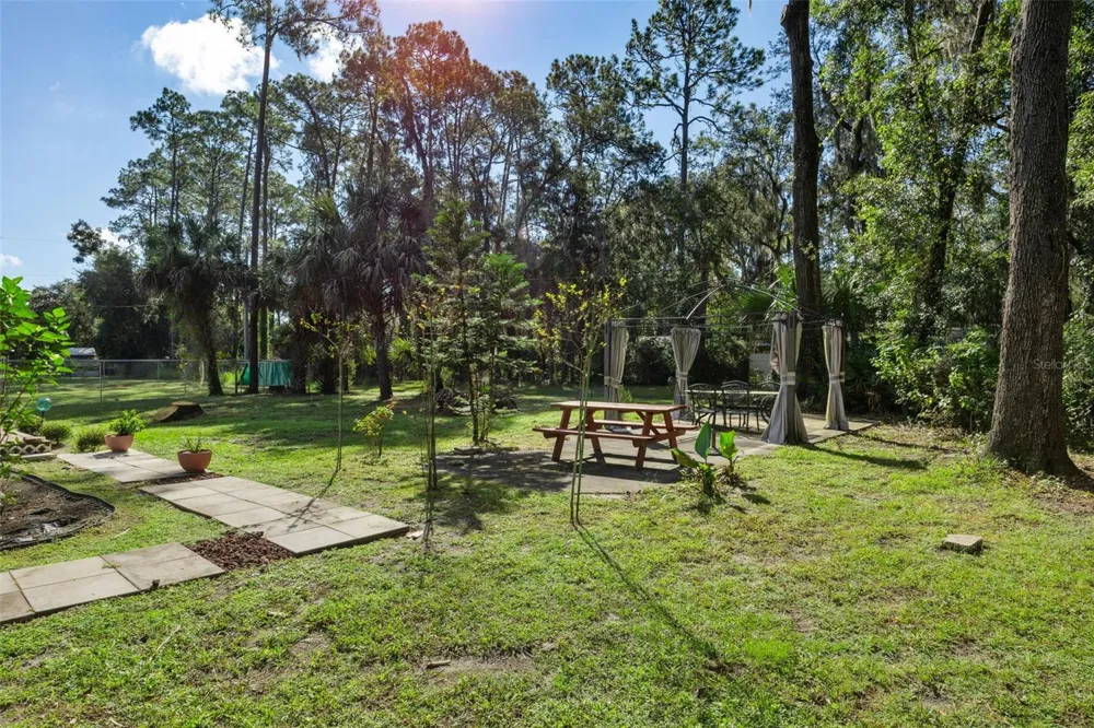 121 HERJA ACRE LANE Palatka, FL 32177