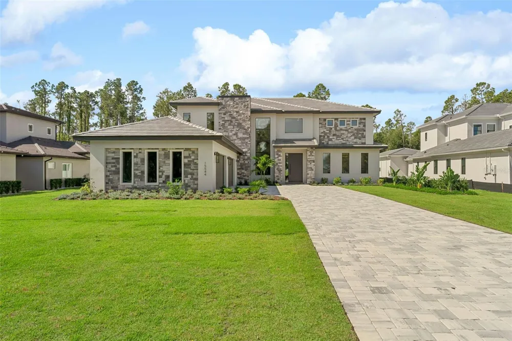 15544 PENDIO DRIVE Bella Collina, FL 34756