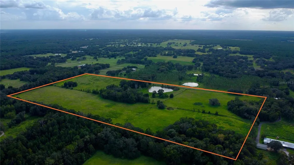 NW 110TH AVENUE Reddick, FL 32686