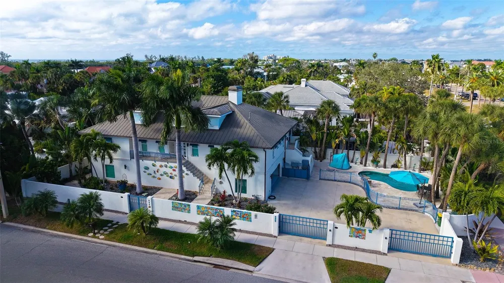 345 MADISON DRIVE Sarasota, FL 34236
