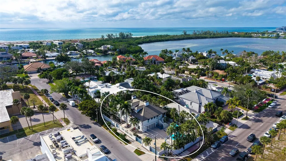 345 MADISON DRIVE Sarasota, FL 34236