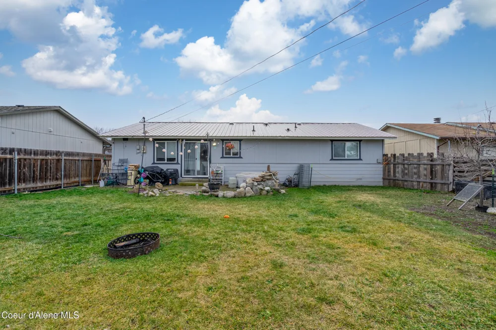 1609 E Park Lane Post Falls, ID 83854