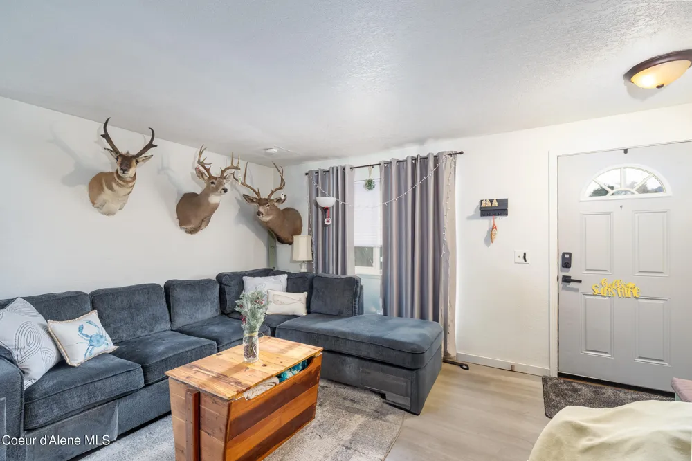 1609 E Park Lane Post Falls, ID 83854