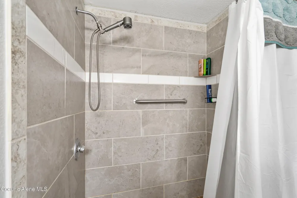 1609 E Park Lane Post Falls, ID 83854