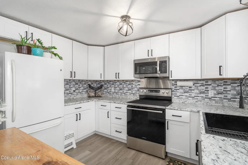 1609 E Park Lane Post Falls, ID 83854