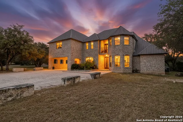 241 Mountain Laurel Concan, TX 78838