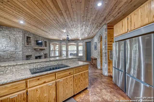 241 Mountain Laurel Concan, TX 78838